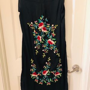 Stunning brand new Zara tunic , embroidered back